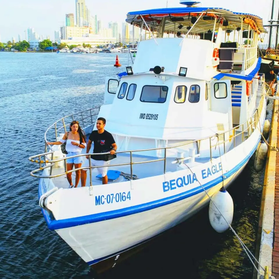 Barco Bequia Eagle, foto 1 de 4