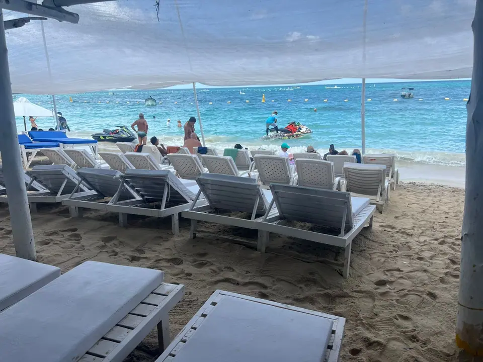 Playa Tranquila Terrestre, foto 2 de 5